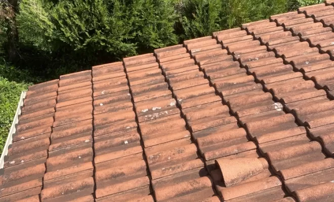 Démoussage d'une toiture à Reyrieux, Belleville-en-Beaujolais, JPM 3D